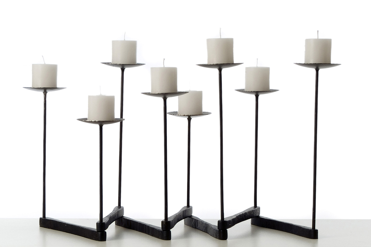 Domino_candle_holder