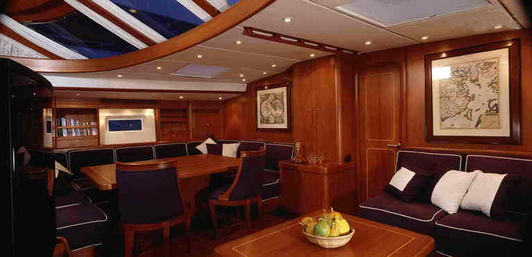 Nauta-yacht-living-2